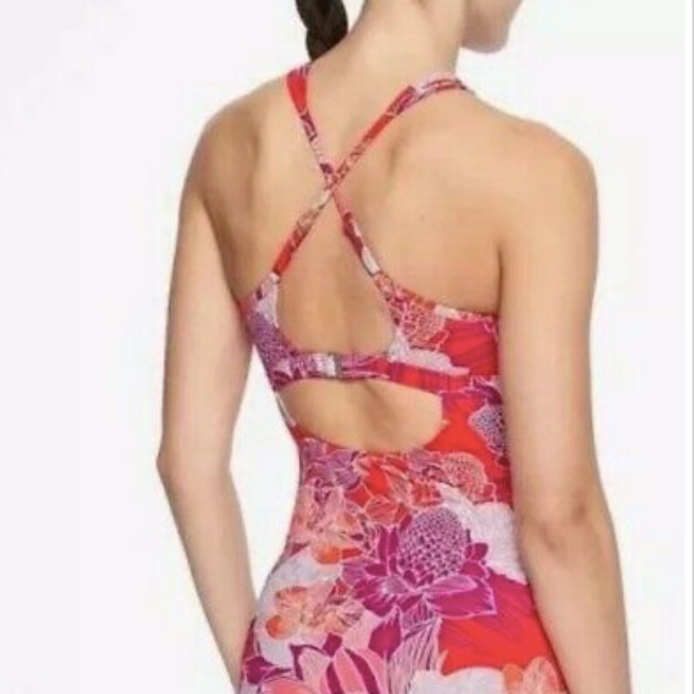 NWT Athleta High Neck One Piece Swimsuit - 32B/C - Picture 4 of 7